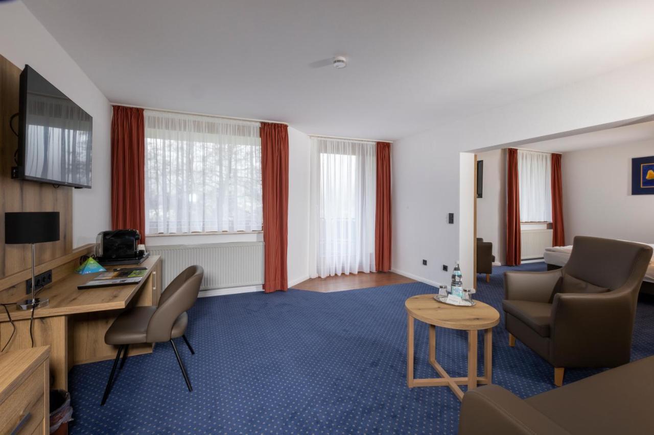 Waldhotel Baerenstein Хорн-Бад-Майнберг Экстерьер фото
